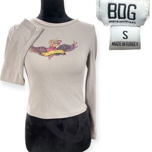 BDG Crew Neck top